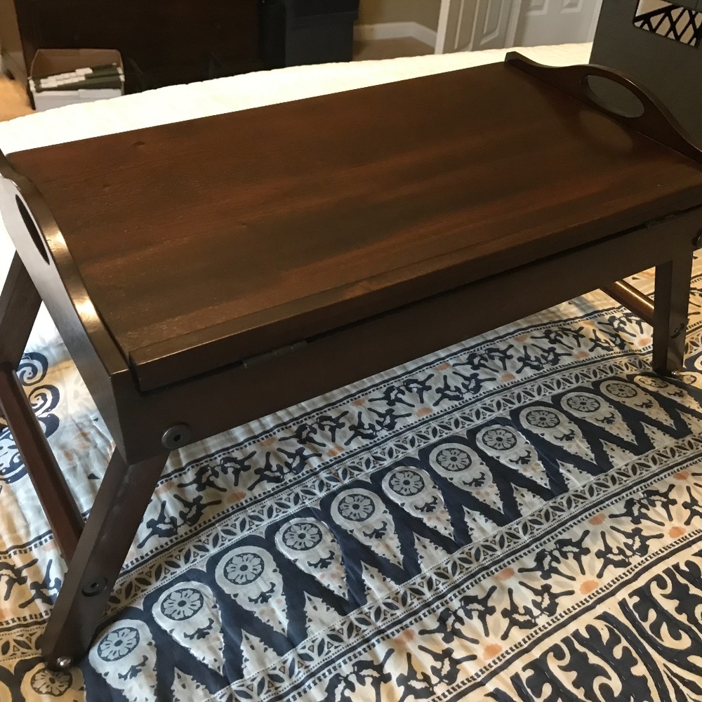 NWOT Breakfast Bed Computer Book Laptop Tray